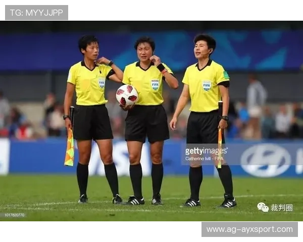 女足联赛裁判判罚尺度研讨会召开